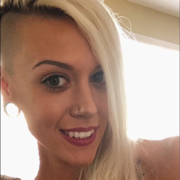 Hi Poshmark Fam!! Nice to meet you!♥️🤍💙 - Picture 14 of 16